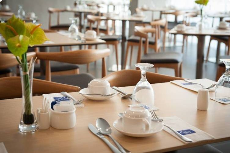 Green Table Restaurant Sky Hotel Kota Kinabalu